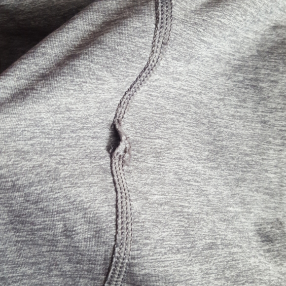 Lululemon Inspire Crop - Picture 9 of 9